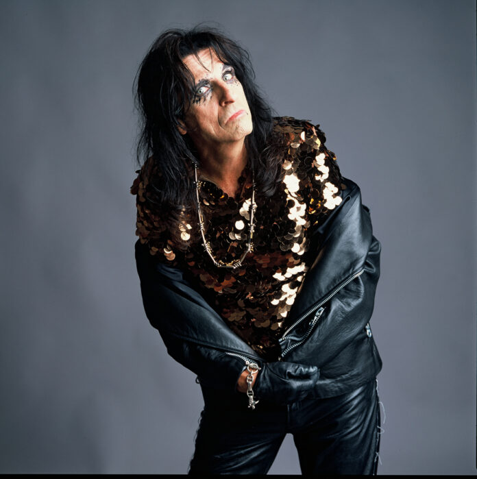 alice7pc-Alice-Cooper-696x699